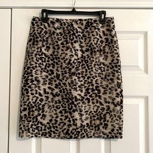 Pencil Stretch Skirt